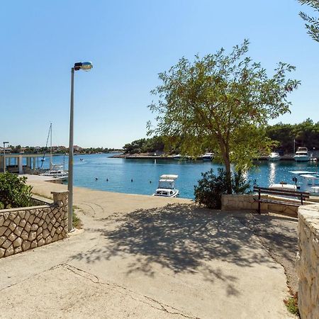 Apartments By The Sea Simuni, Pag - 4083 Kolan Zewnętrze zdjęcie