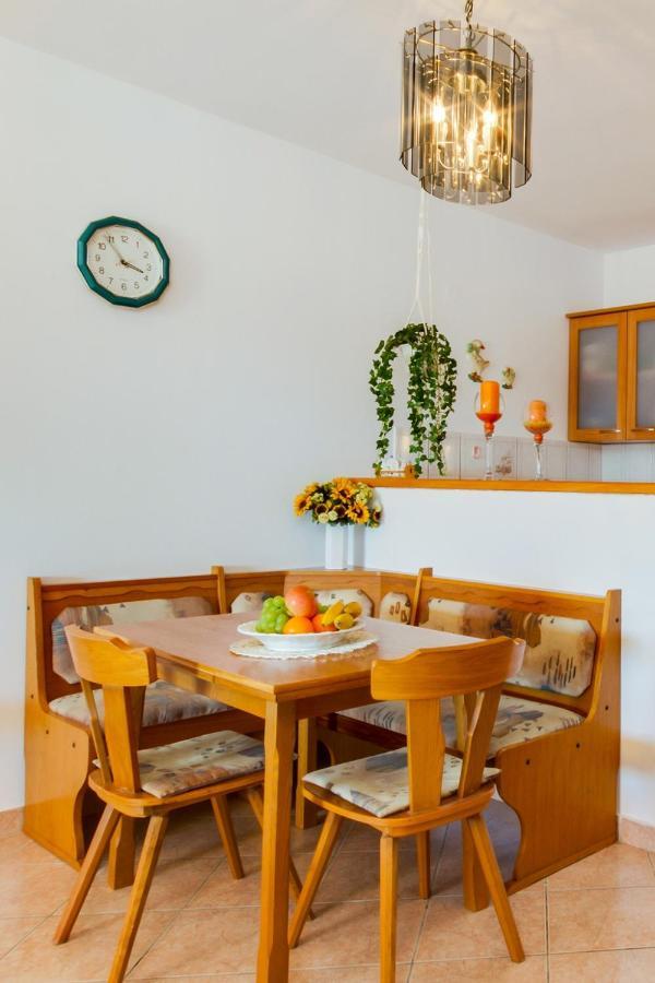 Apartments By The Sea Simuni, Pag - 4083 Kolan Zewnętrze zdjęcie