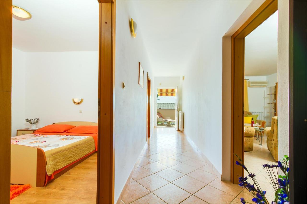 Apartments By The Sea Simuni, Pag - 4083 Kolan Zewnętrze zdjęcie