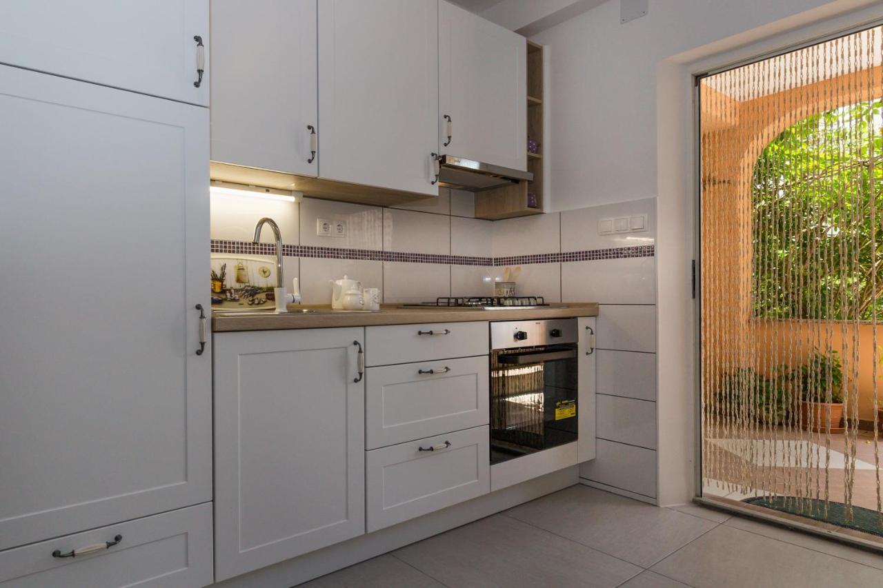 Apartments By The Sea Simuni, Pag - 4083 Kolan Zewnętrze zdjęcie